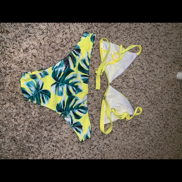 Swim suit - Picture 2 of 2
